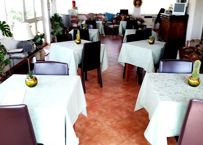 לינה וארוחת בוקר Sogno Charme E Relax מרינלה דו סלינונטה